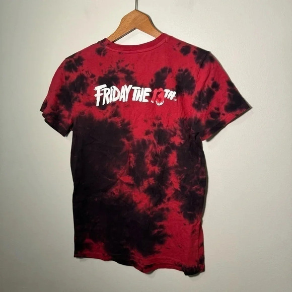 5/$25 🎀 Hot topic Friday the 13th tee XS - Picture 5 of 5